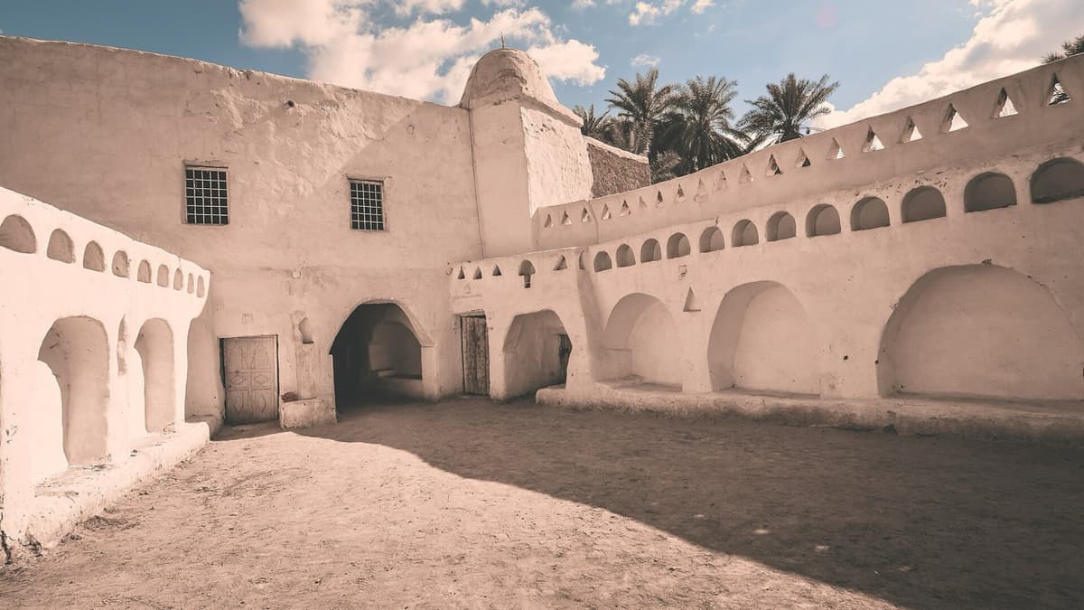 Ghadames: reading a town on more than one level