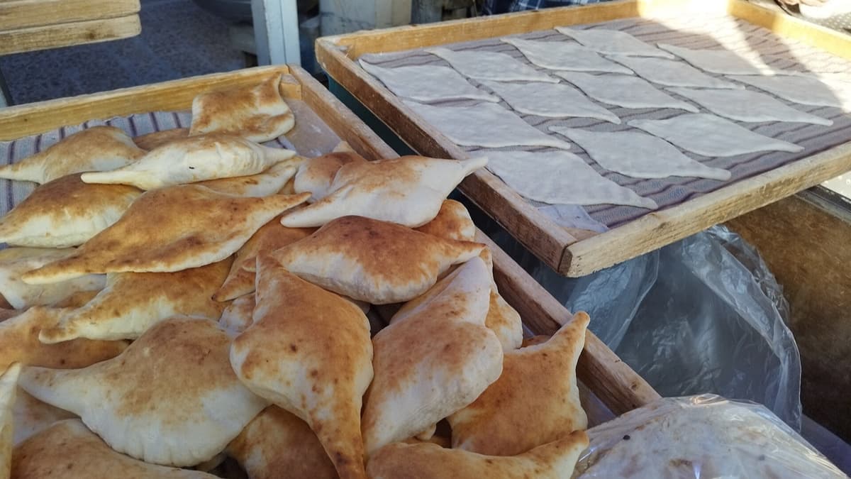 Iraqi Samoon Bread