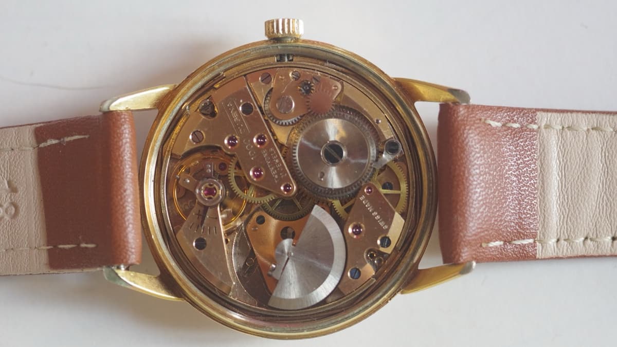 Abdulrahman Repairs Watches